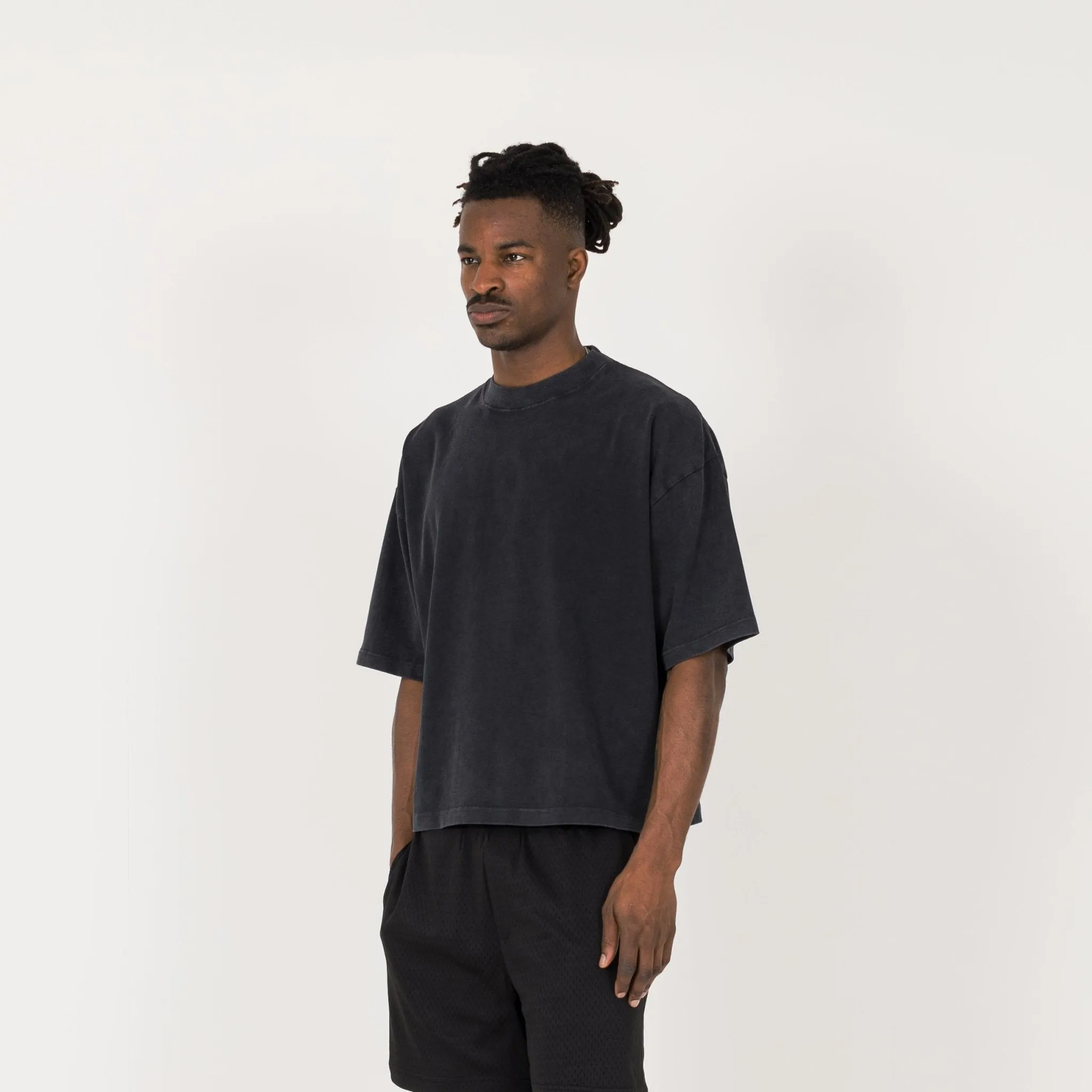 Cropped T-Shirt - Vintage Black