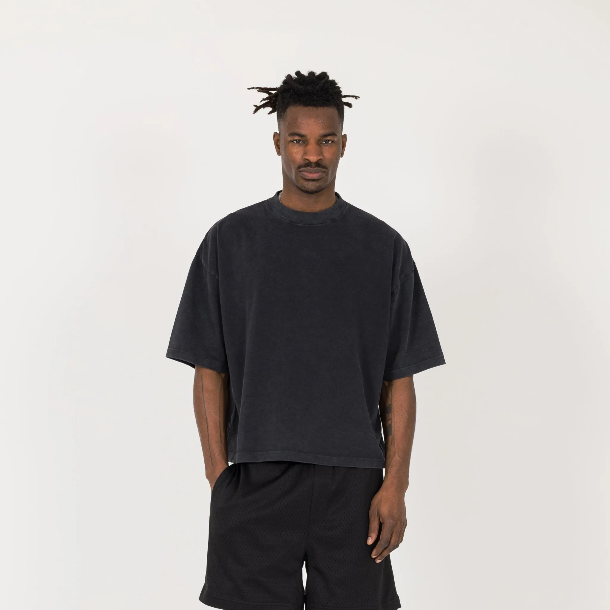 Cropped T-Shirt - Vintage Black