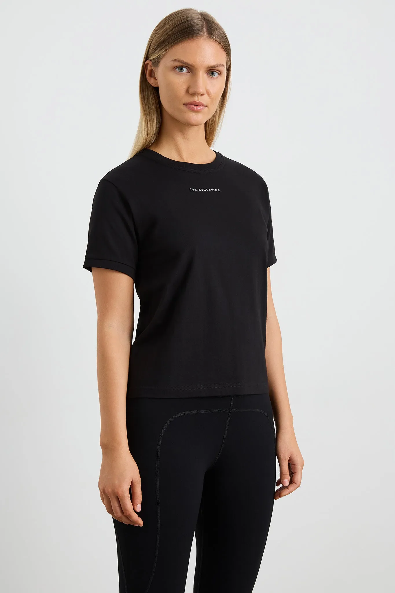 Fitted Logo T-Shirt 102
